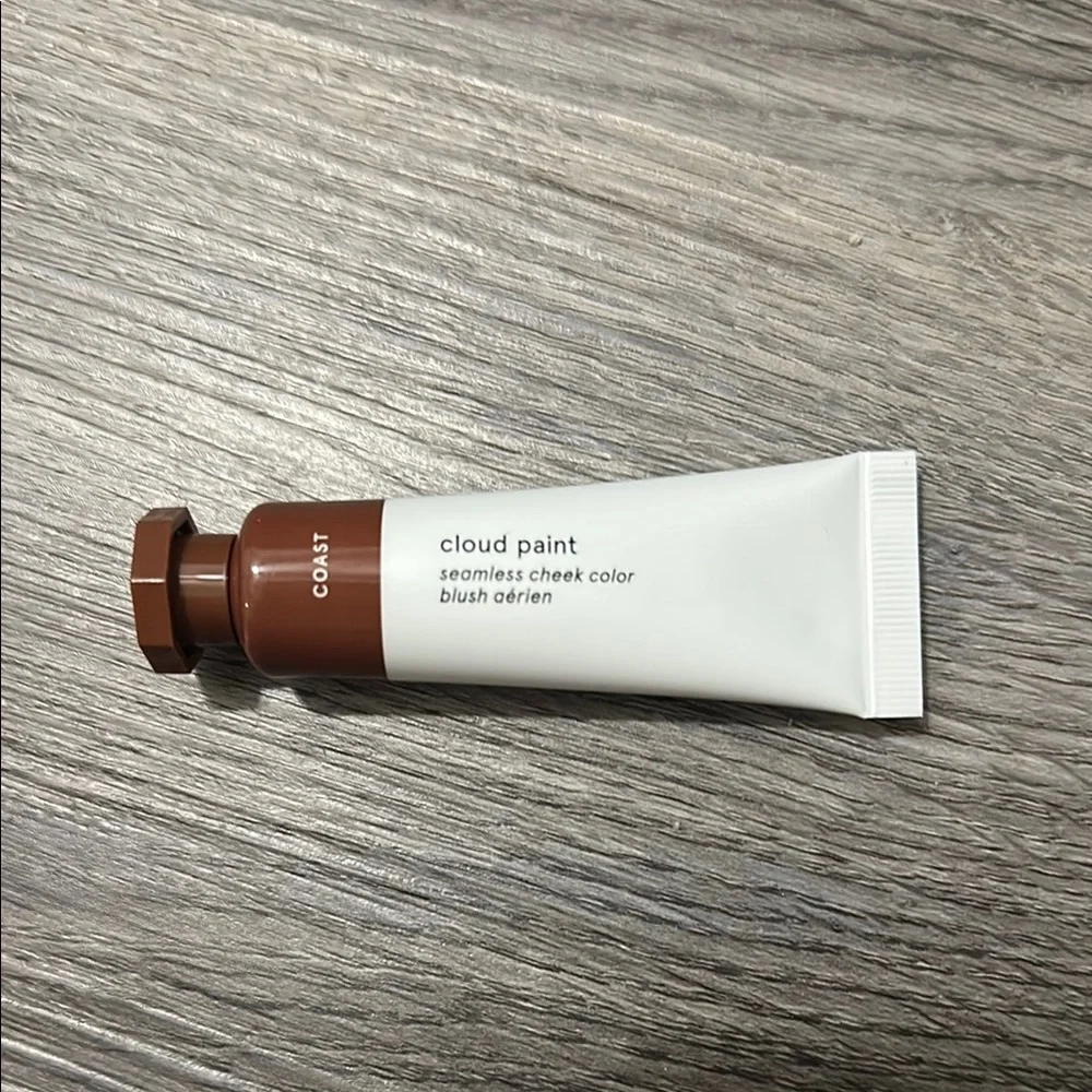Glossier Cloud Paint -Coast